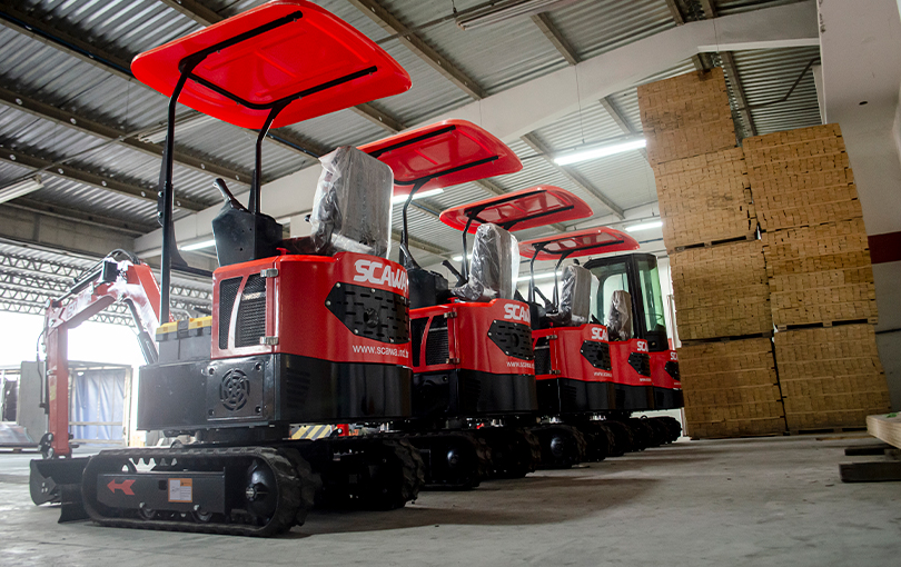 mini escavadeiras em Itajaí: conheça as diferenças entre os tipos de equipamentos